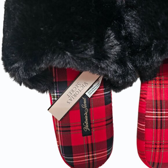 Victoria's Secret Signature Satin Fur Trim Slippers Red Plaid w Dust Bag M 7/8 - Picture 2 of 11